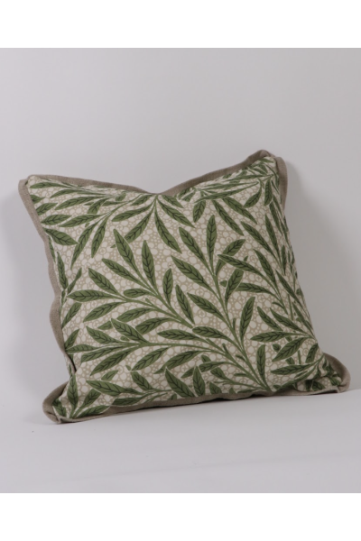 Morris & Co Pillow Green Leaves Beige